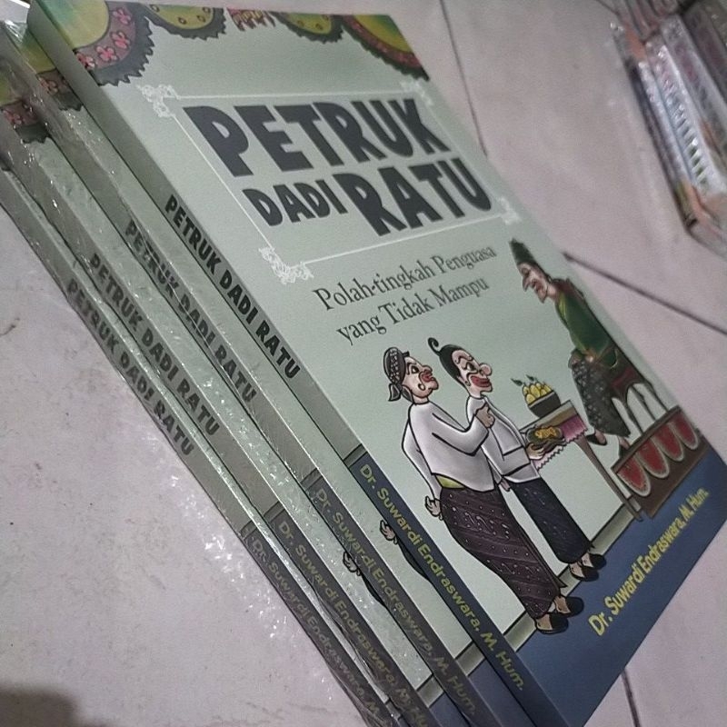 BUKU SASTRA SEJARAH / PETRUK DADI RATU / ORIGINAL