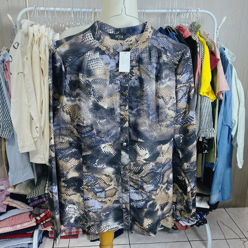 Kemeja Korea Motif Sisik Ular Cantik