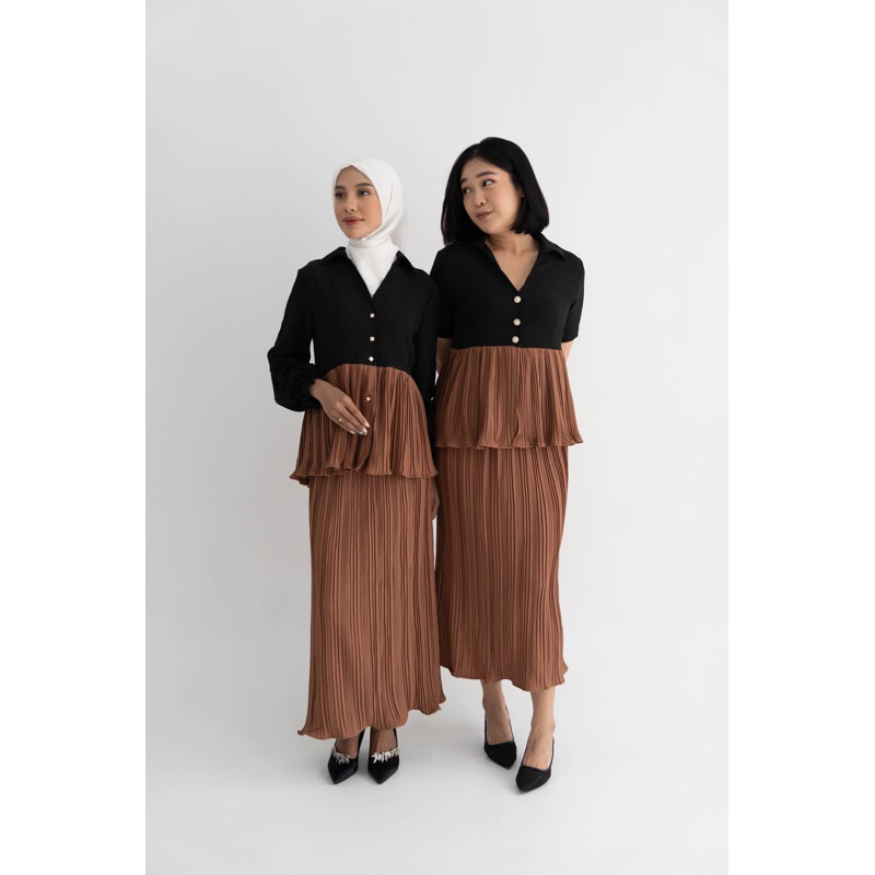 IWEARGRACIE - CLAIRE PLEATS SKIRT / ROK WANITA