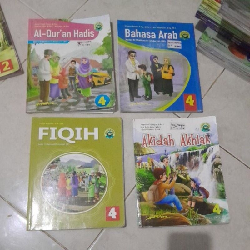 buku Al-Qur'an Hadis,Bahasa arab,FiQih,Akidah akhlak untuk MI kelas 4 kurikulum madrasah 2019 penerbit yudistira