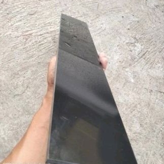 Plint Granit Hitam 10x80
