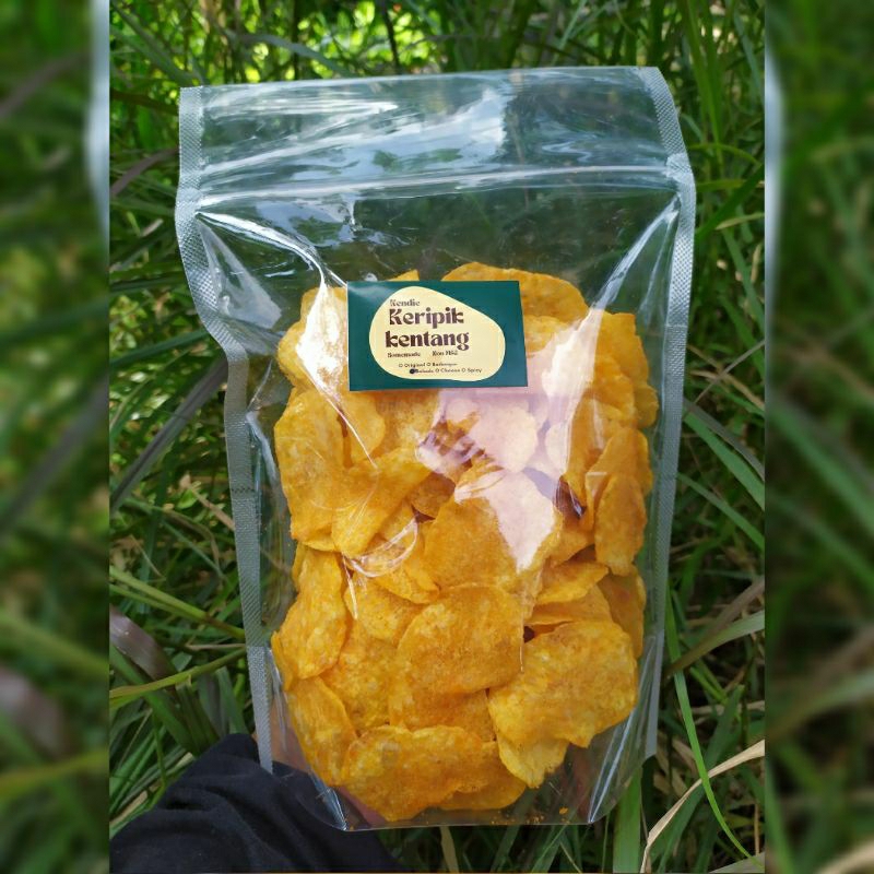 

NON MSG POTATO CHIPS/KERIPIK KENTANG ASLI HOMEMADE 150 GR