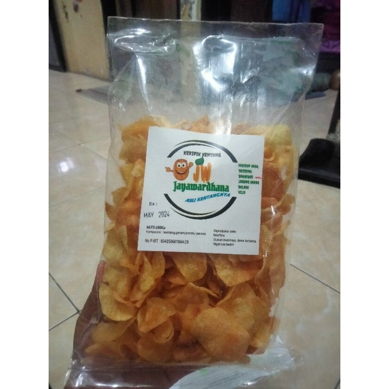 

keripik kentang jayawardhana