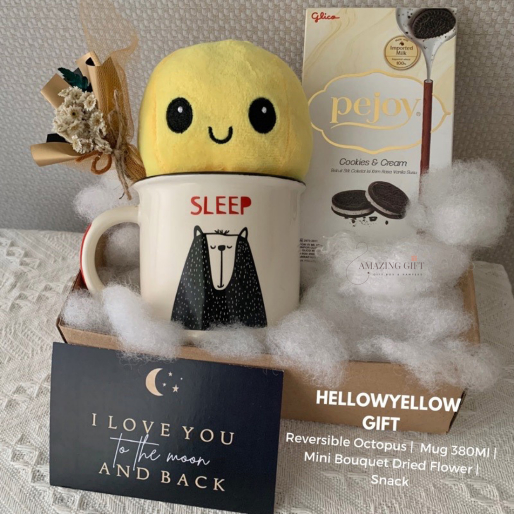 

HellowYellow Gift / Gift Box Ulang Tahun / Hampers Cewek CowoK / Kado Cewek Ultah Murah / Hampers Graduation / Kado Wisuda / Hadiah Birthday / Gift Box Murah Ready