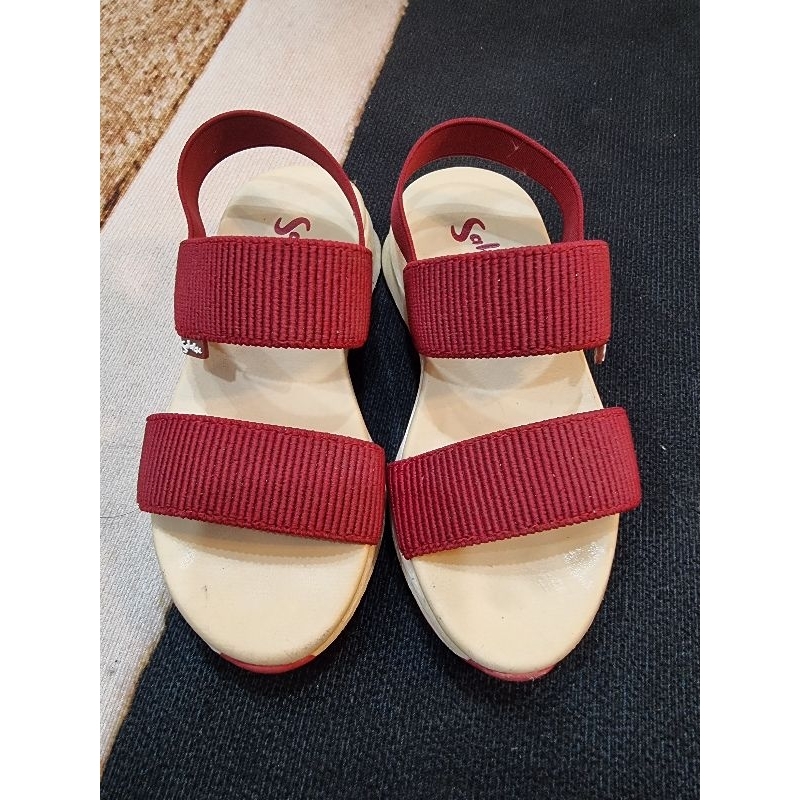 Preloved Sandal Anak Perempuan SAHIKU