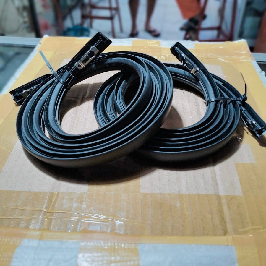 karet roof/ list moulding mobil civic  verio original