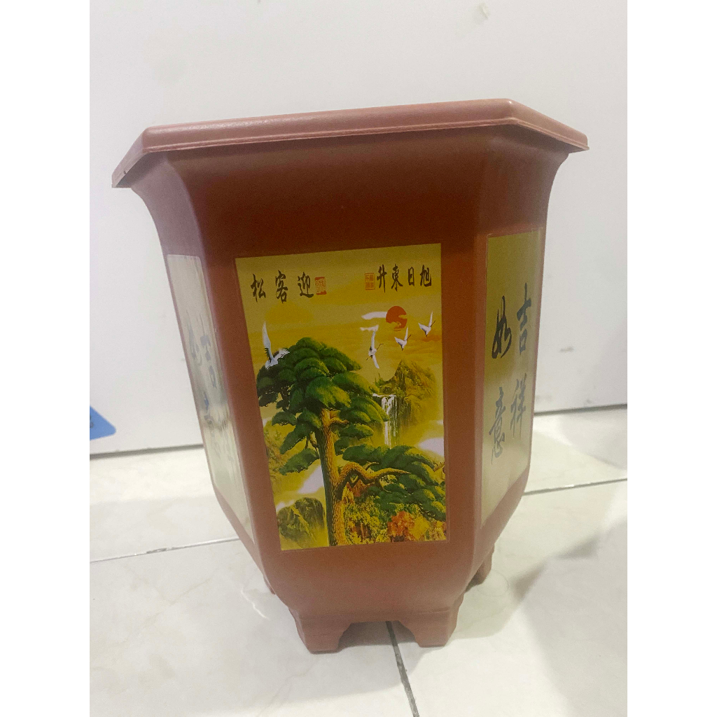 Pot Tanaman Segi Enam 20 ( Plastik