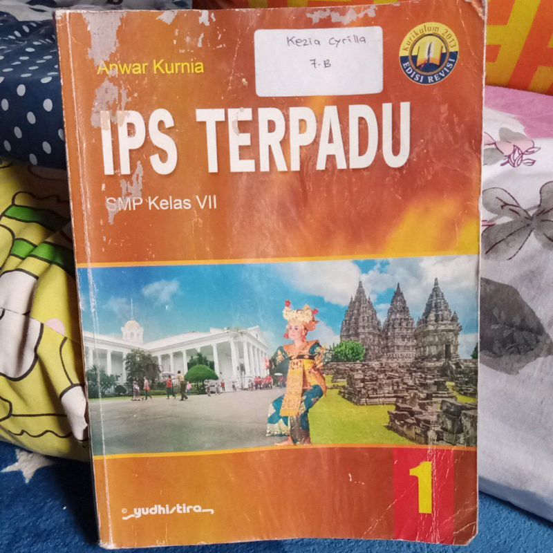 buku IPS Terpadu SMP kelas 7 penerbit Yudhistira