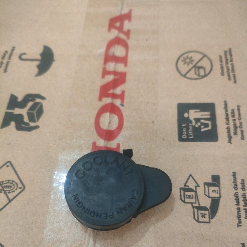 Tutup air radiator vario