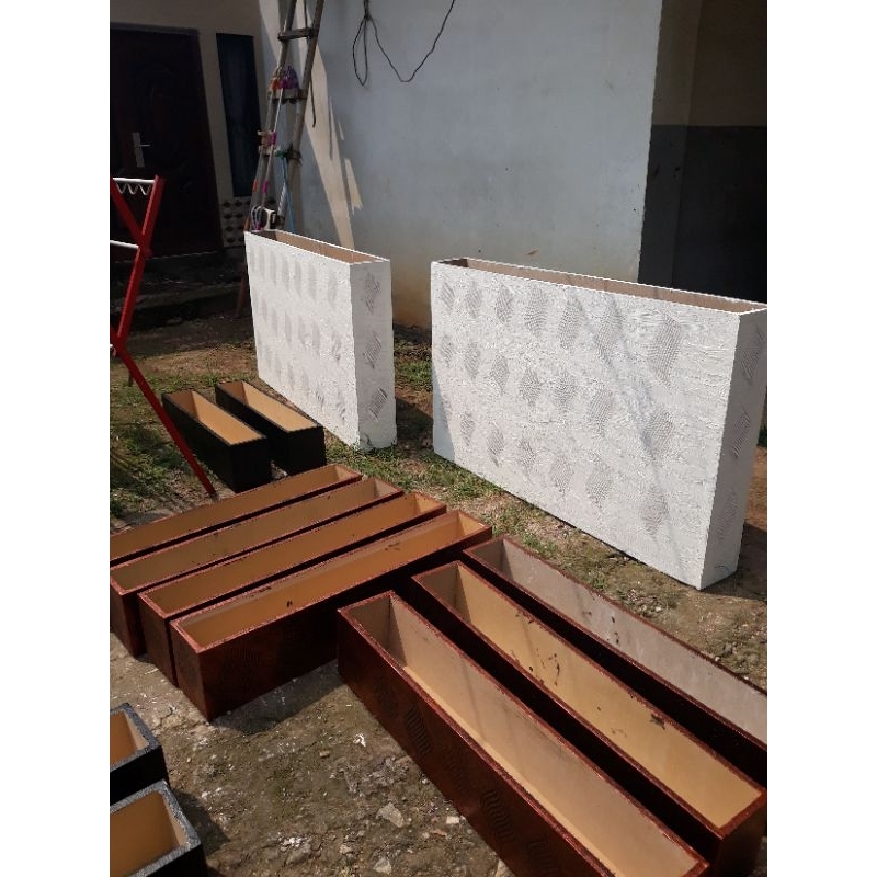 pot kayu partisi panjang 150cm lebar 15cm tinggi 15cm untuk bunga plastik