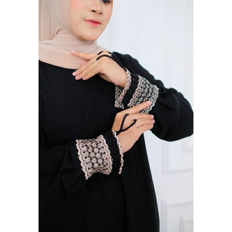 ABAYA JASMINE / ABAYA JETBLACK RENDA TANGAN / ABAYA RENDA LENGAN / ABAYA SYAR'I MUSLIMAH / ABAYA JET