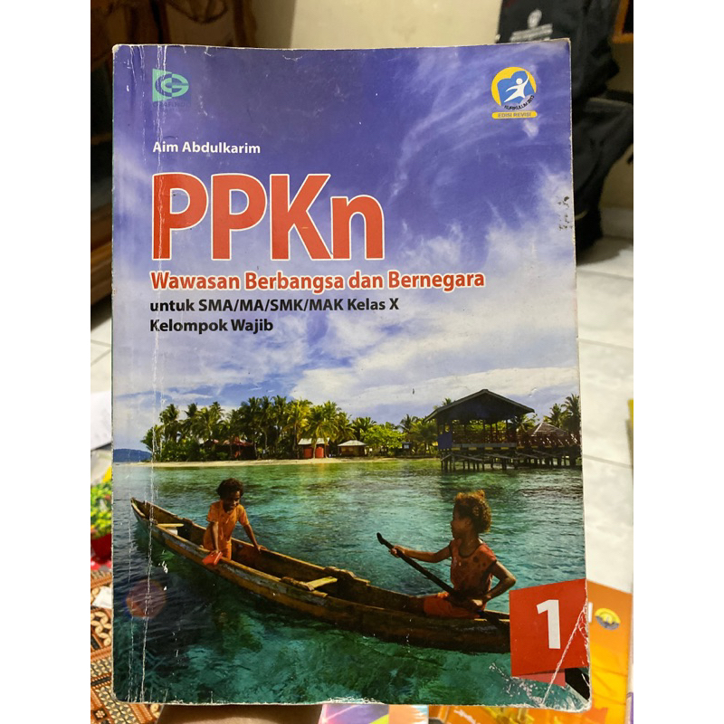 Buku Paket PPKN penerbit grafindo kelas 10 K13