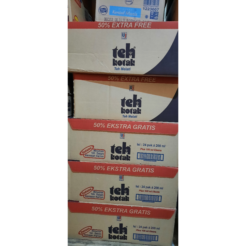 

Ultra Teh Kotak 300 ml (1 dus isi 24 pcs)