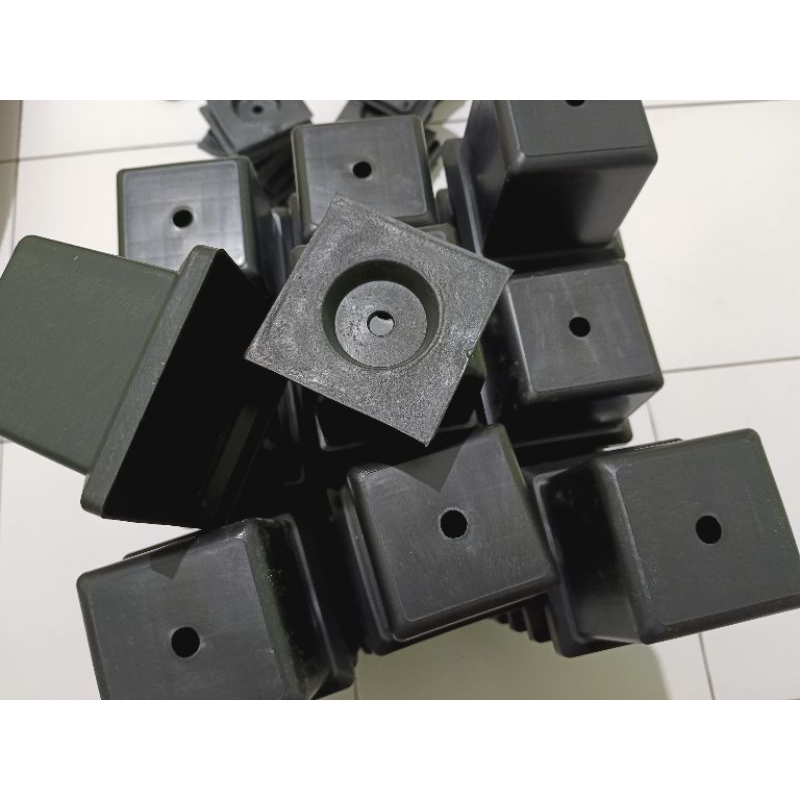 

W4 Hitam/Tatakan Piala/Dudukan Piala/Throphy