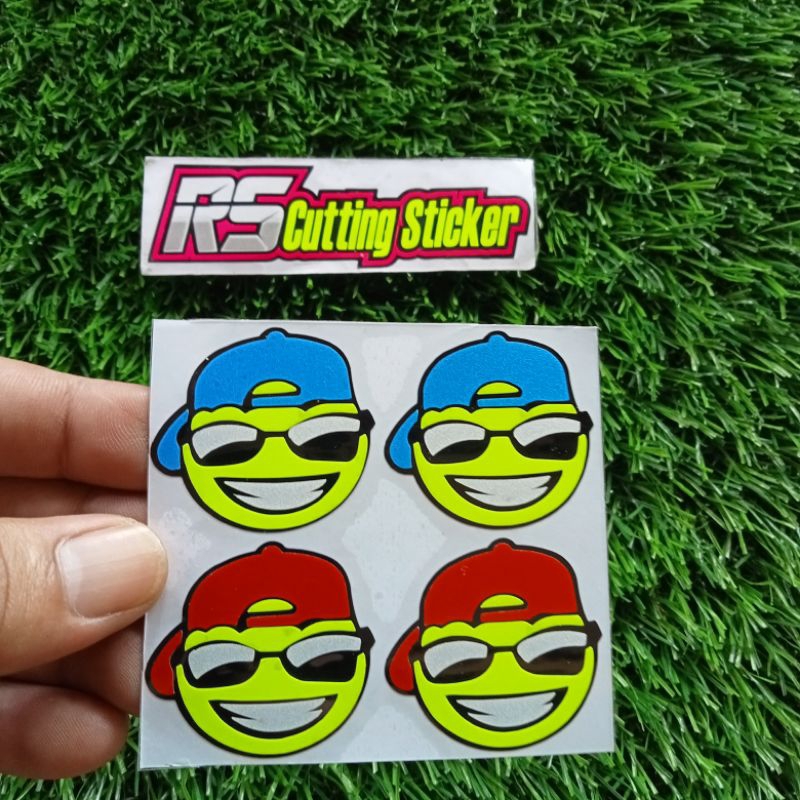 

sticker smile sticker cutting isi 4 pcs