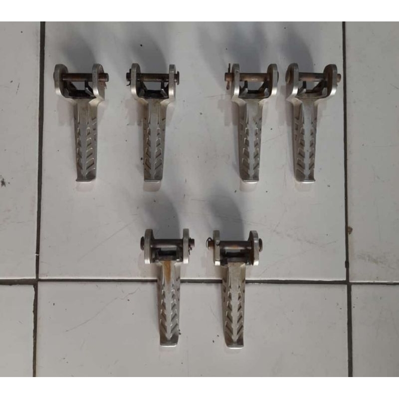 poot step/pijakan kaki belakang crf150L