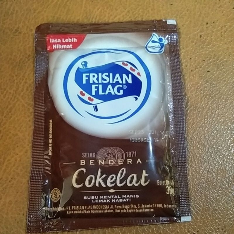 

SUSU KENTAL MANIS FRISIAN FLAG COKLAT 1 SASET