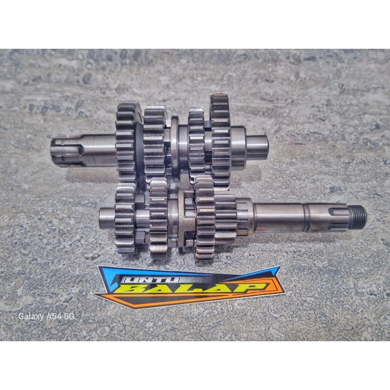 rasio drag & road race  fizr kompetisi