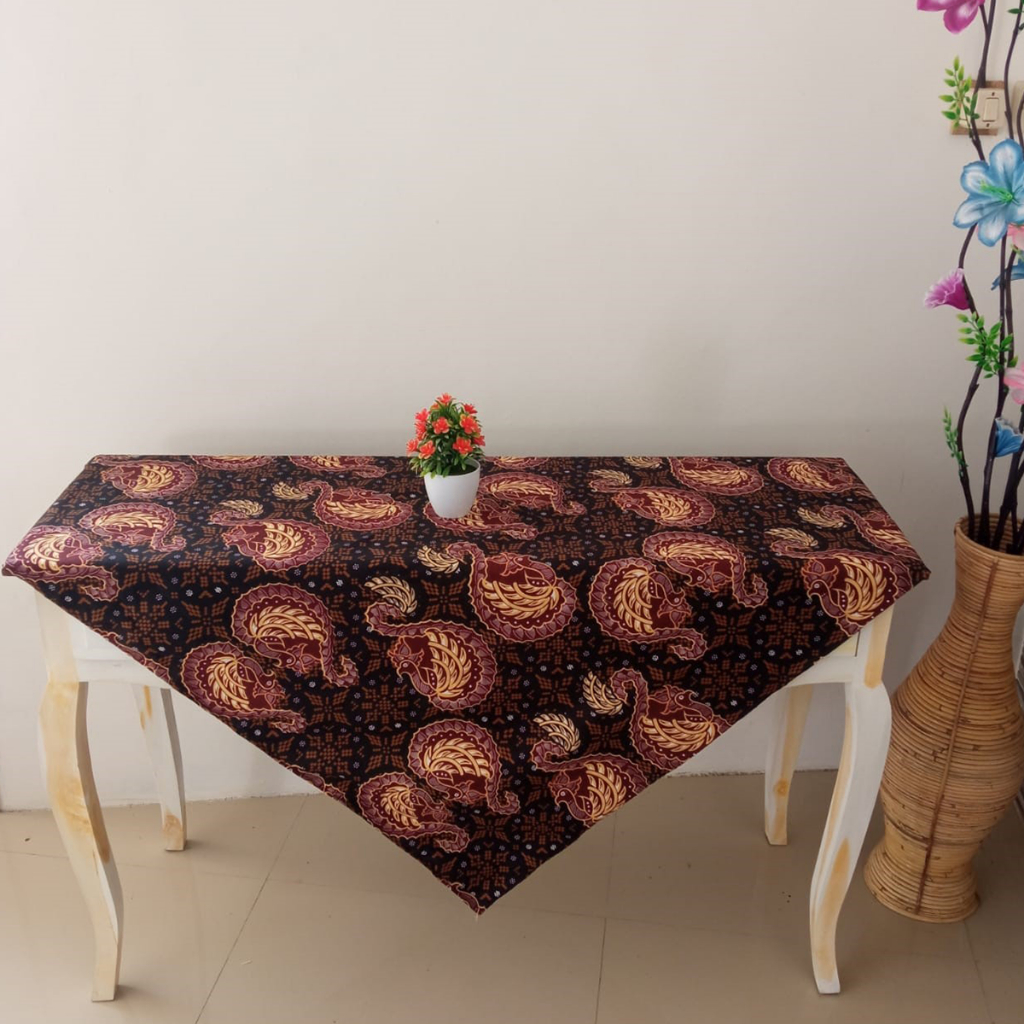 Taplak Meja Tamu Motif Batik Kain Katun 120x120cm Dekorasi Perlengkapan Rumah Minimalis Modern
