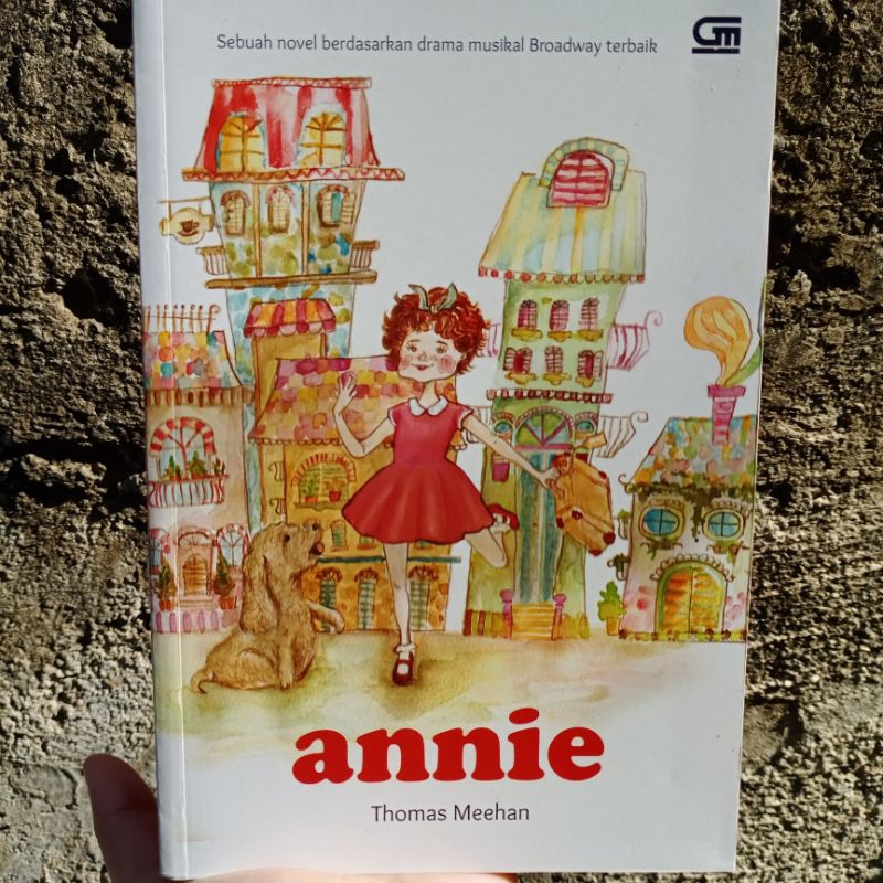 

Novel Klasik Annie