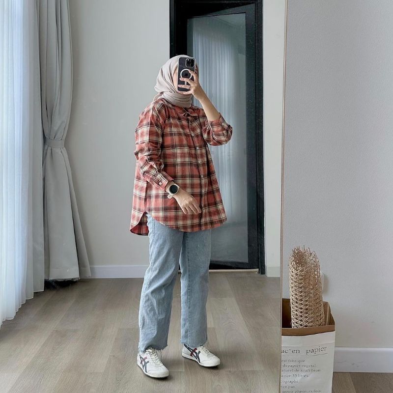 Nixie Shirt by Minamira