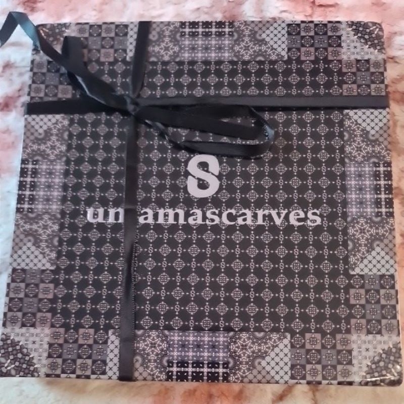 Umama Scarves Premium Box