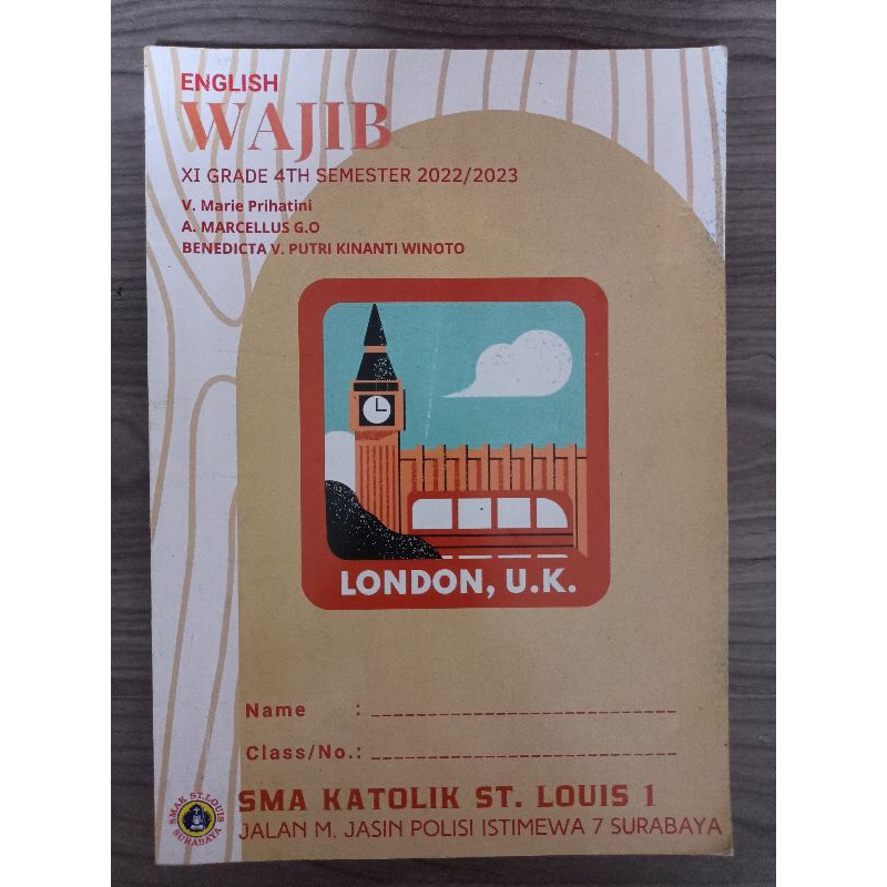

BUKU ENGLISH WAJIB XI GRADE SEMESTER 2 SMAK ST.LOUIS 1 SBY [cilly.store✨]