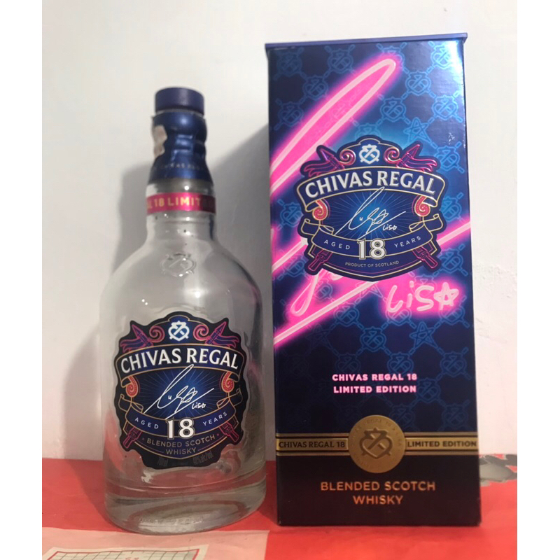 botol bekas miras chivas regal 18 limitid edition /botol pajangan / botol antik