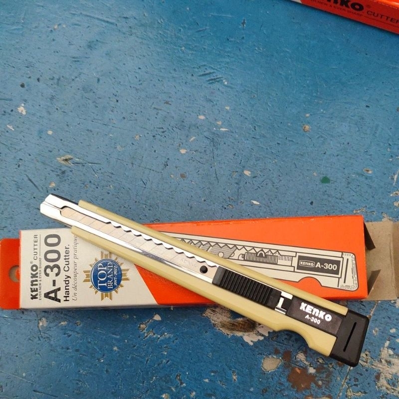 

cutter kenko A 300