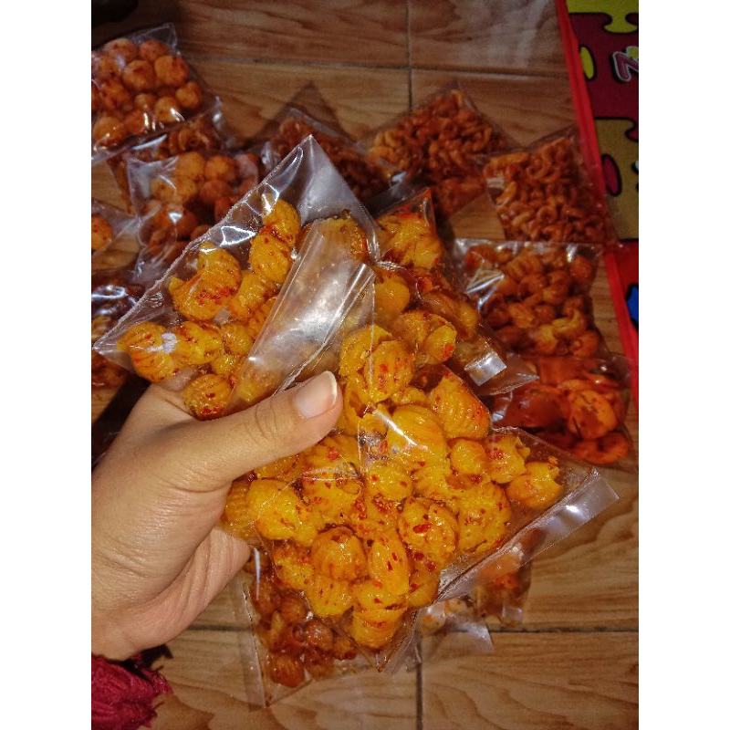 

KRUPUK KEONG BANTET PEDAS GURIH 60gram