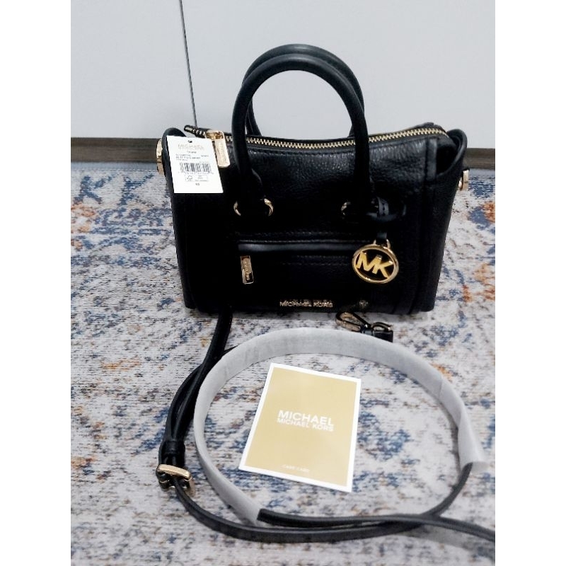 SALE NEW ITEM -  MK Michael Kors Carine XS - Black -  Authentic