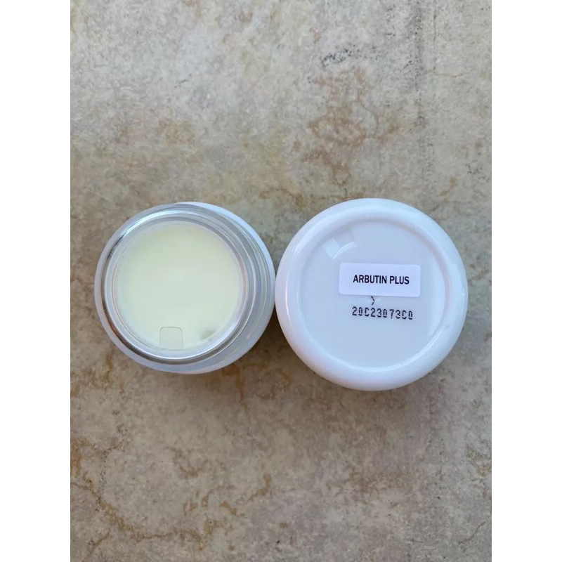 cream malam arbutin plus cream