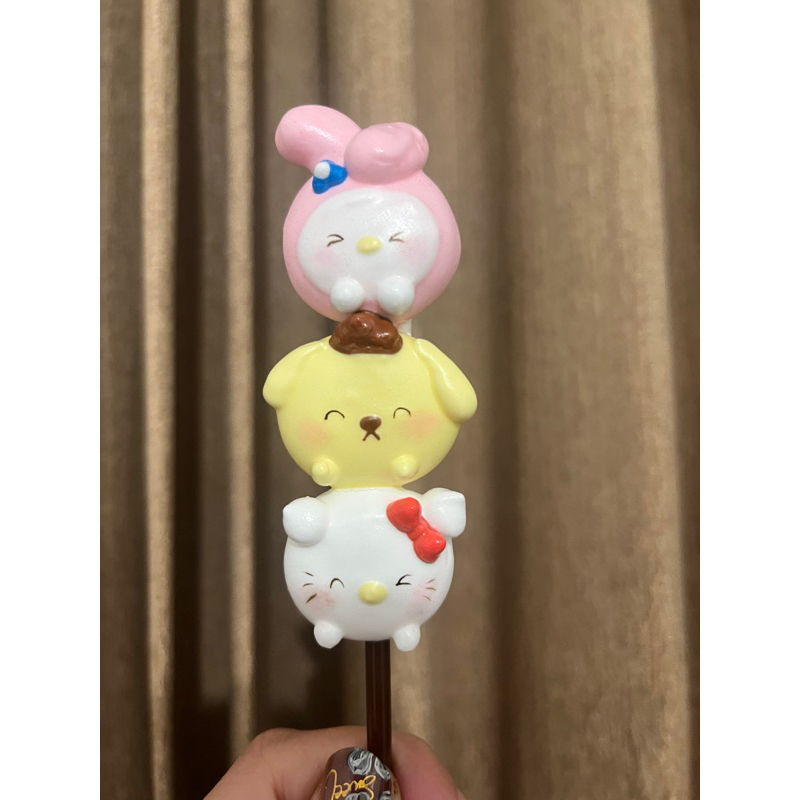 

sanrio meringue cookies