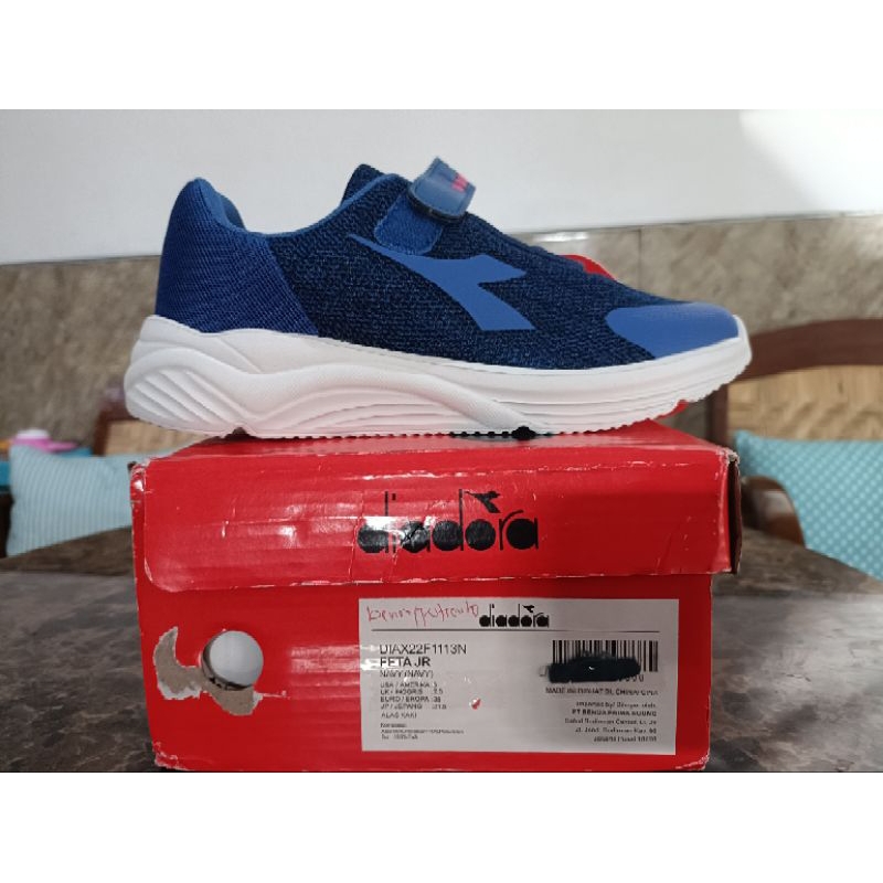 sepatu Diadora Feta Jr Navy size 35