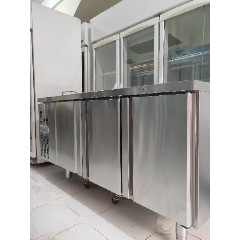 UNDERCOUNTER CHILLER 180 GEA (BEKAS)
