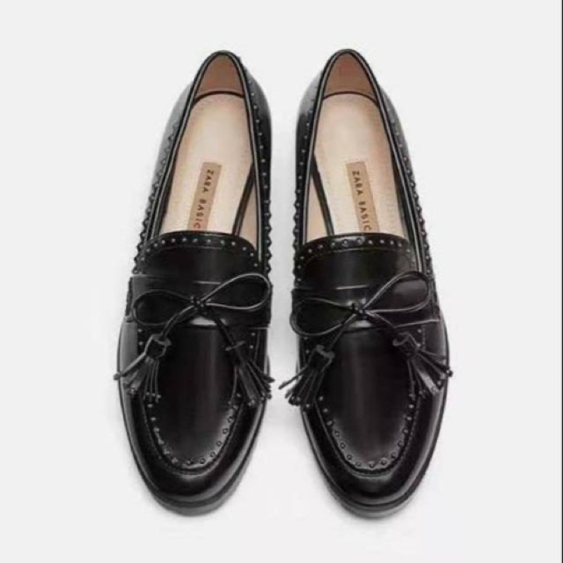 [PRELOVED] Original Loafers Chunky Boots ZARA Black Hitam Heels Best Seller Size 40 muat 39 Ori Coun