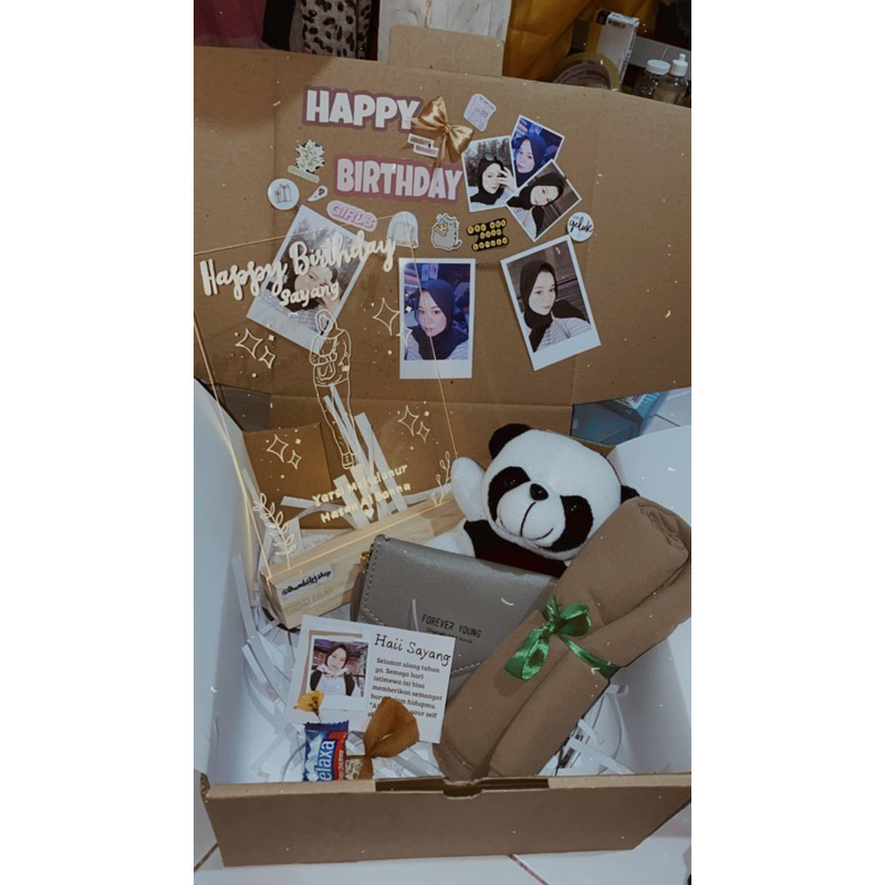 

GIFT BOX PREMIUM 1 (GIRL)