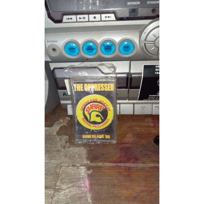 kaset pita the oppressed (bootleg tapi langka)