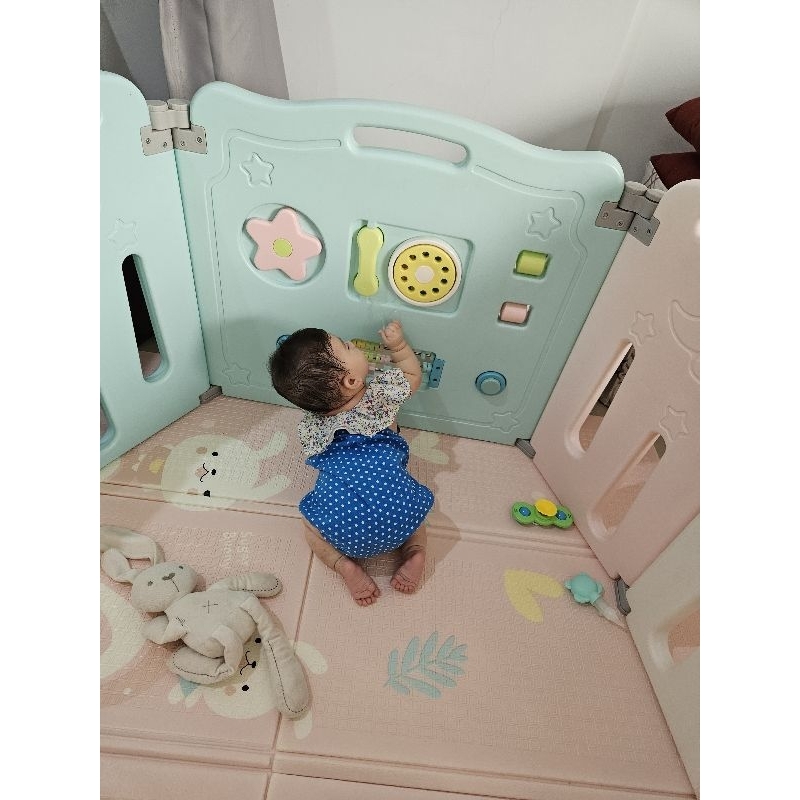 Coby haus fence preloved.