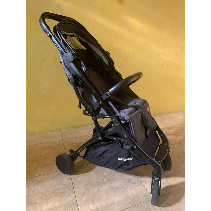 PRELOVED STROLLER BABYDOES PRONTO+