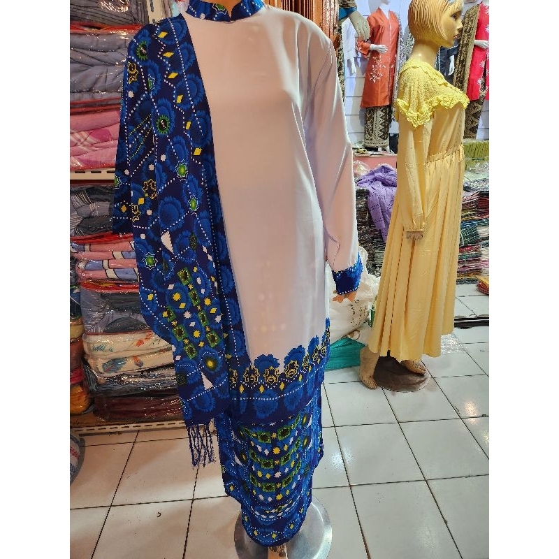 Baju kurung Bkmt nasional