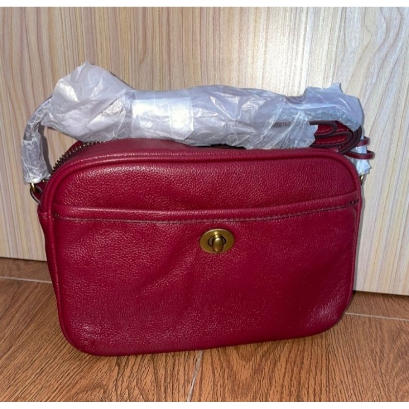 Tas wanita Brennon Camera Red Velvet