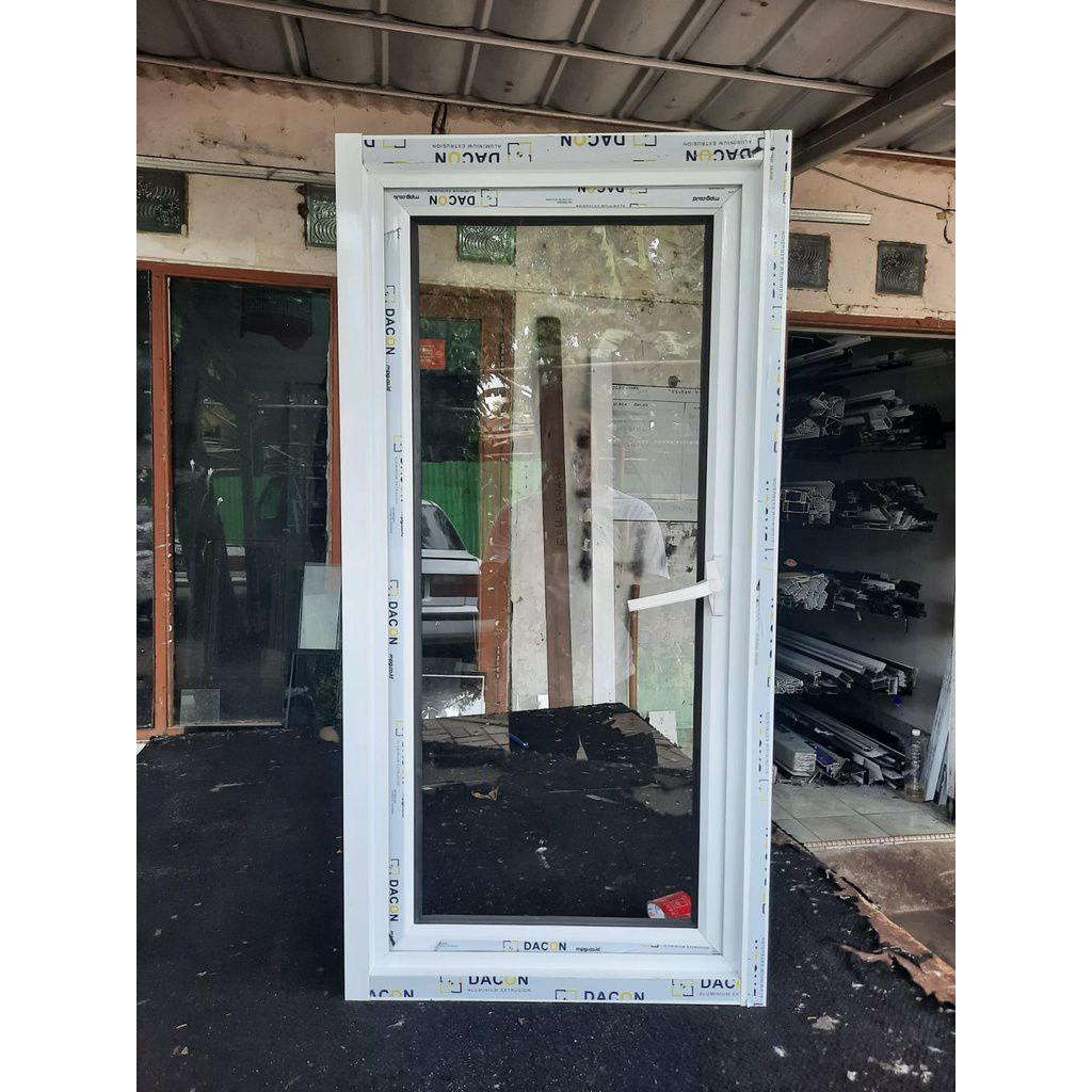 Kusen Casement aluminium 60 x 60