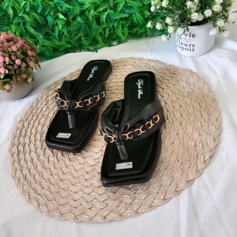 Sendal dyah shoes Kode F30