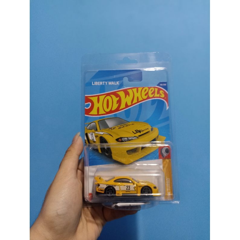 Hotwheels Nissan Silvia S15 LBWK Kuning
