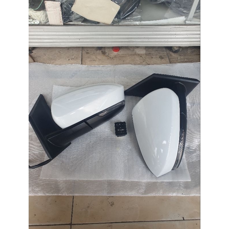 Upgrade Spion Mobil Ayla Original