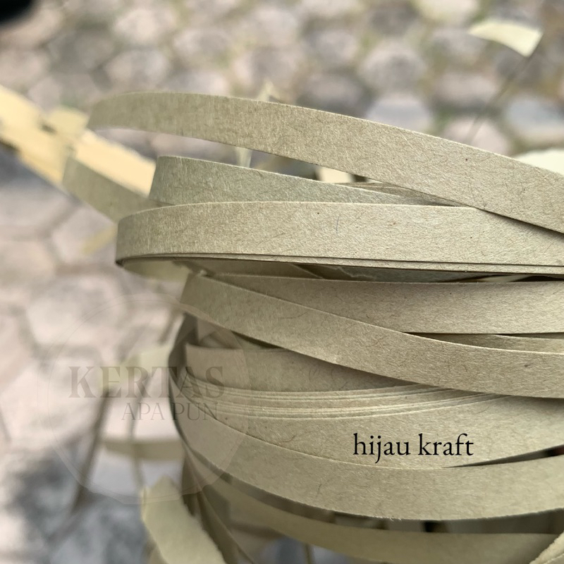 

300 gr Kertas Serut Potongan Shredded Paper Cacah Isi Hampers Gift Filler