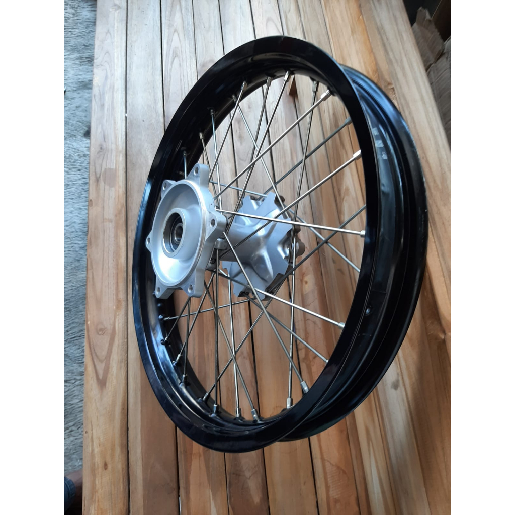 roda belakang tanpa ban crf ring 18 velg crf belakang ring 18 velk set original copotan motor ring 1