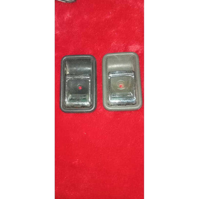 handle pintu dalam mazda 323 elite/ford laser