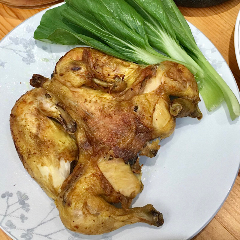 

Ayam Ungkep 1 ekor ( Frozen Homemade )